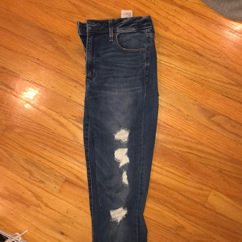 barely worn, dark blue, jeans
